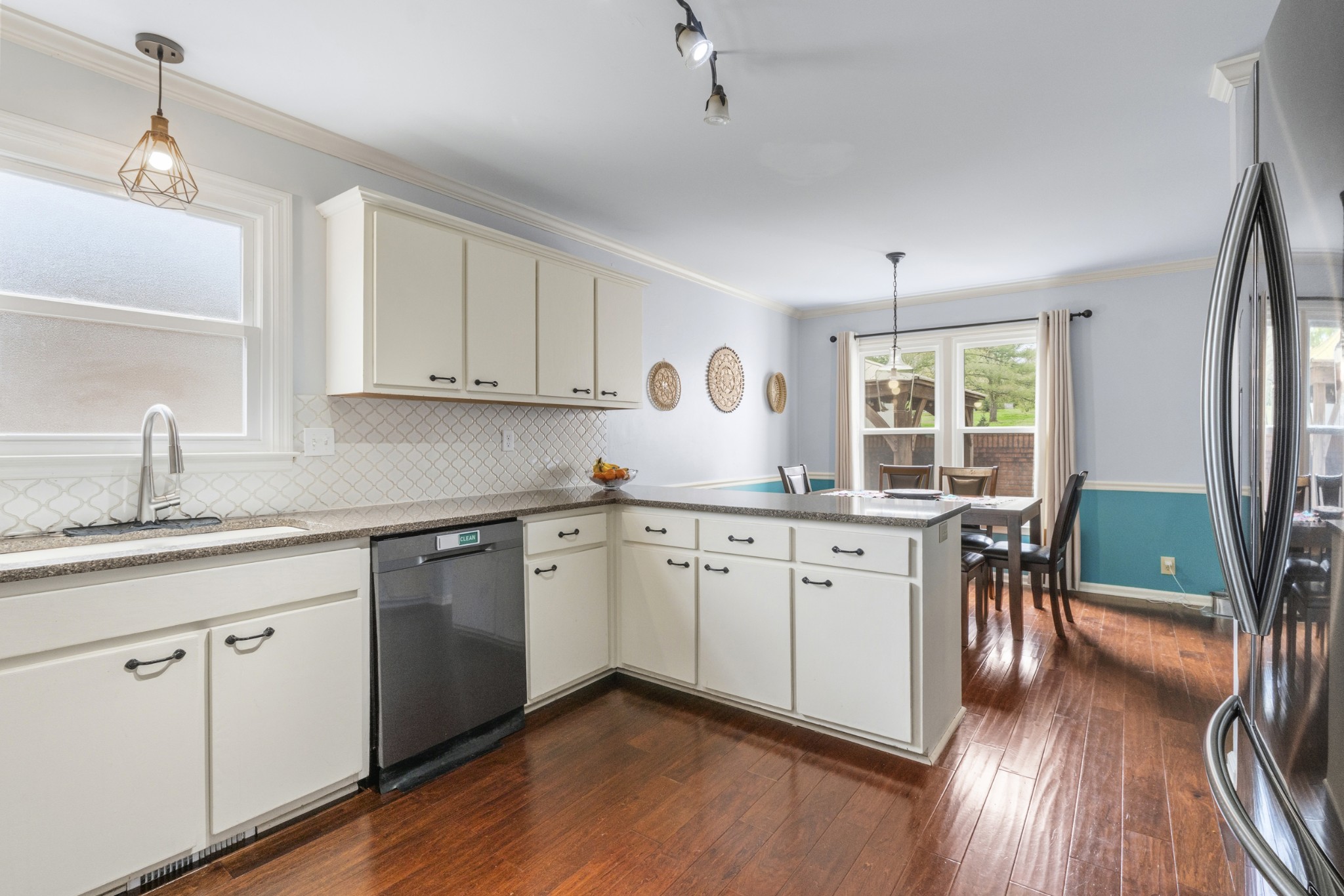 7108 River Park Ct