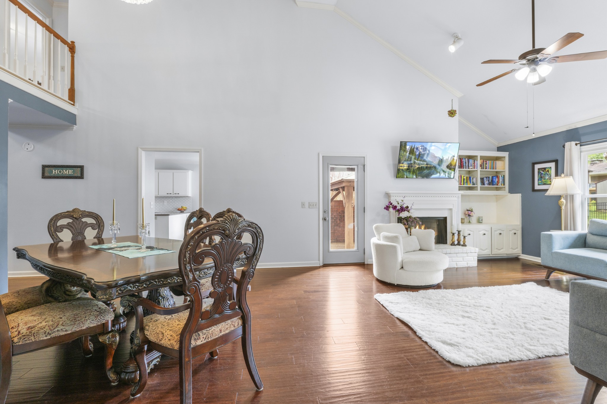 7108 River Park Ct