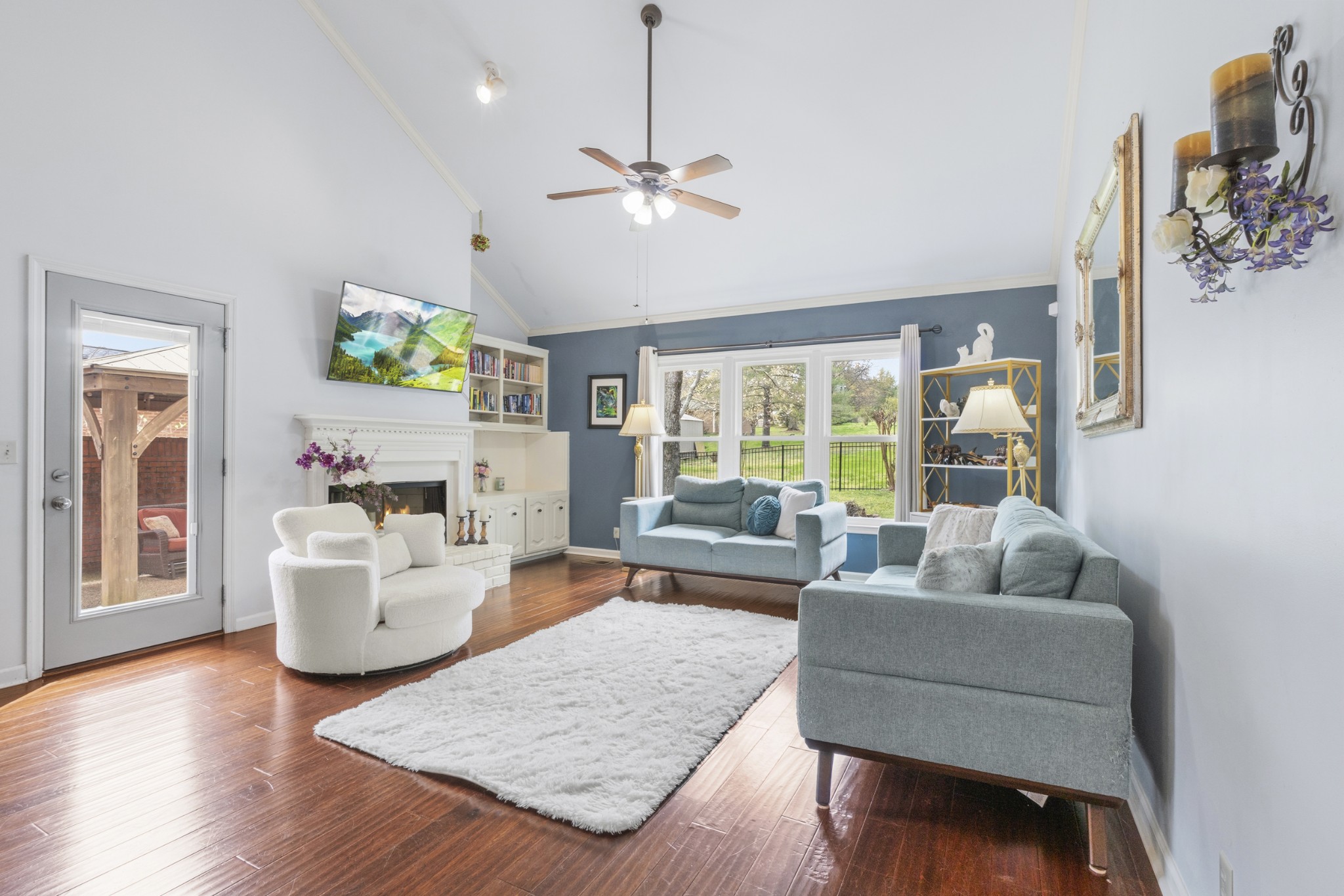 7108 River Park Ct