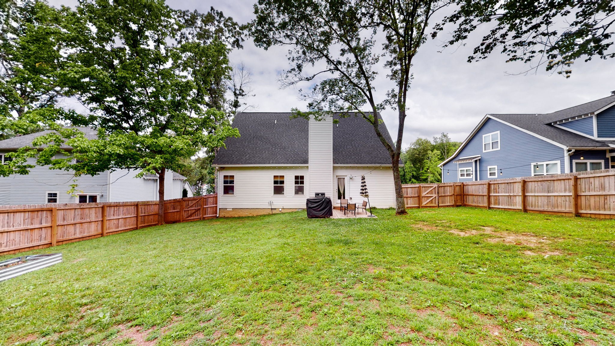 7146 Pepper Tree Cir