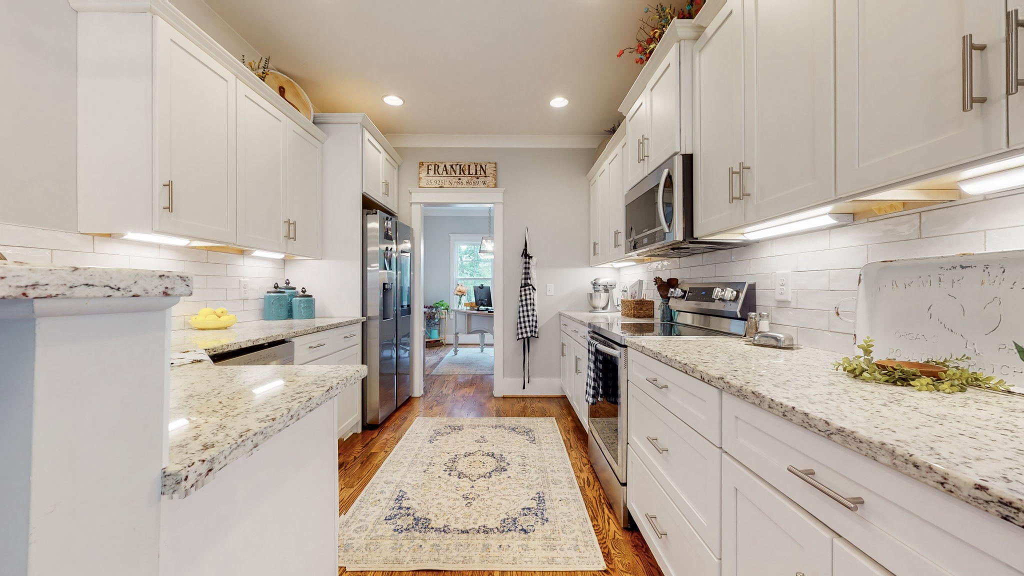 7146 Pepper Tree Cir