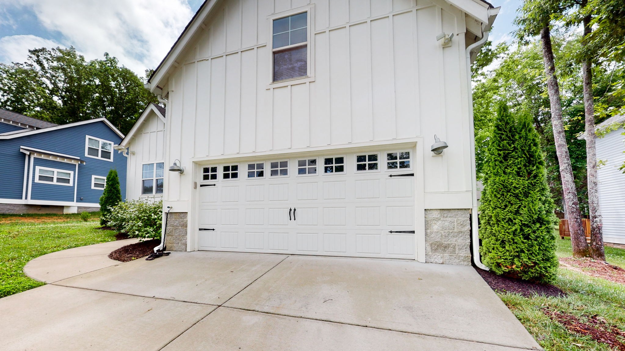 7146 Pepper Tree Cir