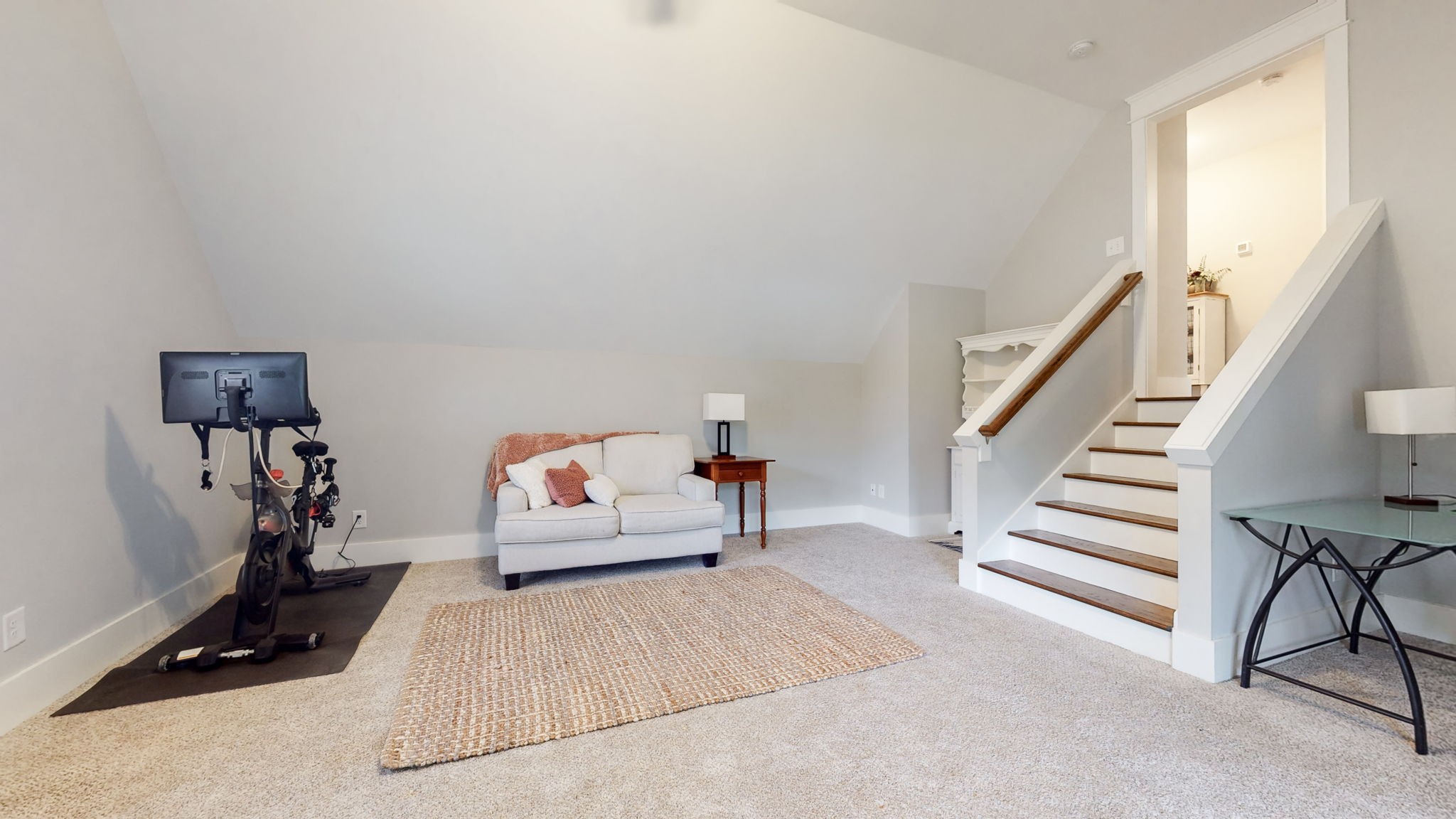 7146 Pepper Tree Cir