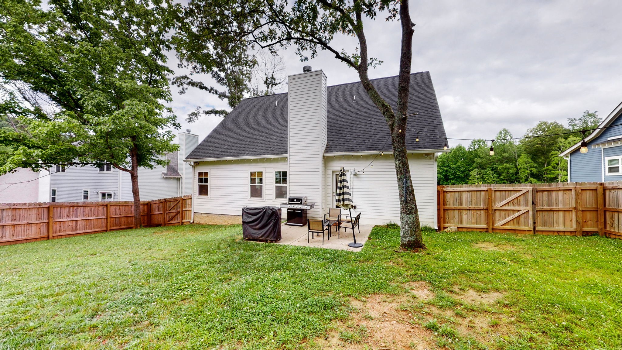 7146 Pepper Tree Cir