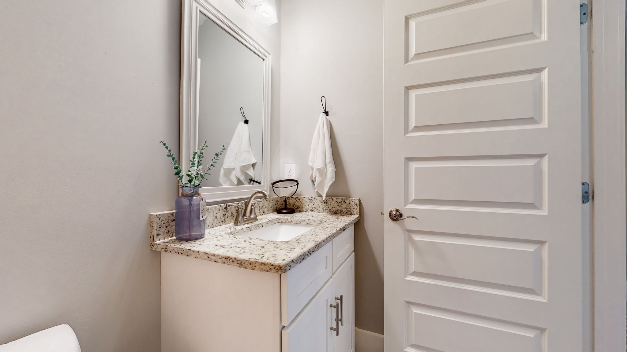 7146 Pepper Tree Cir