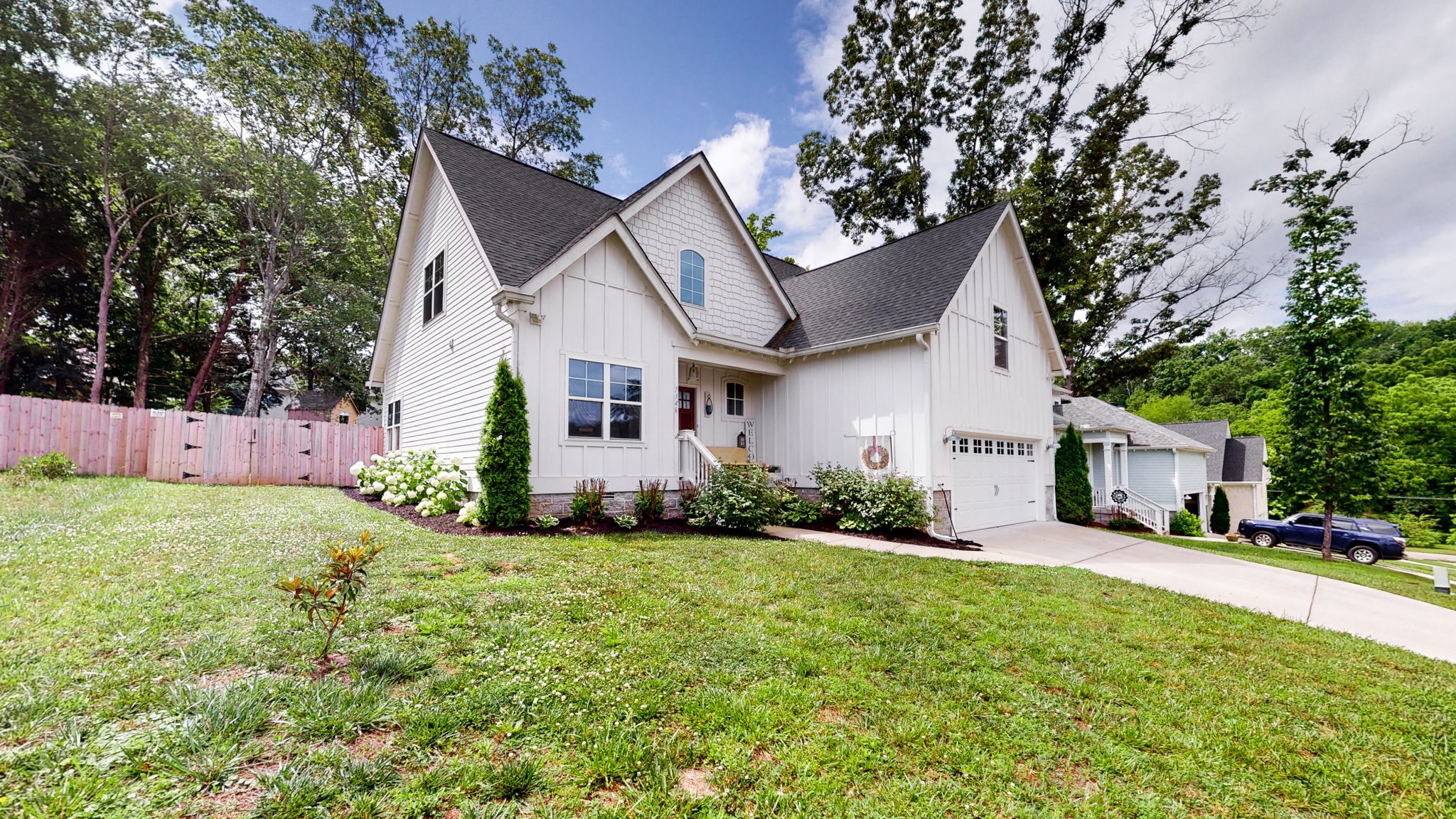 7146 Pepper Tree Cir