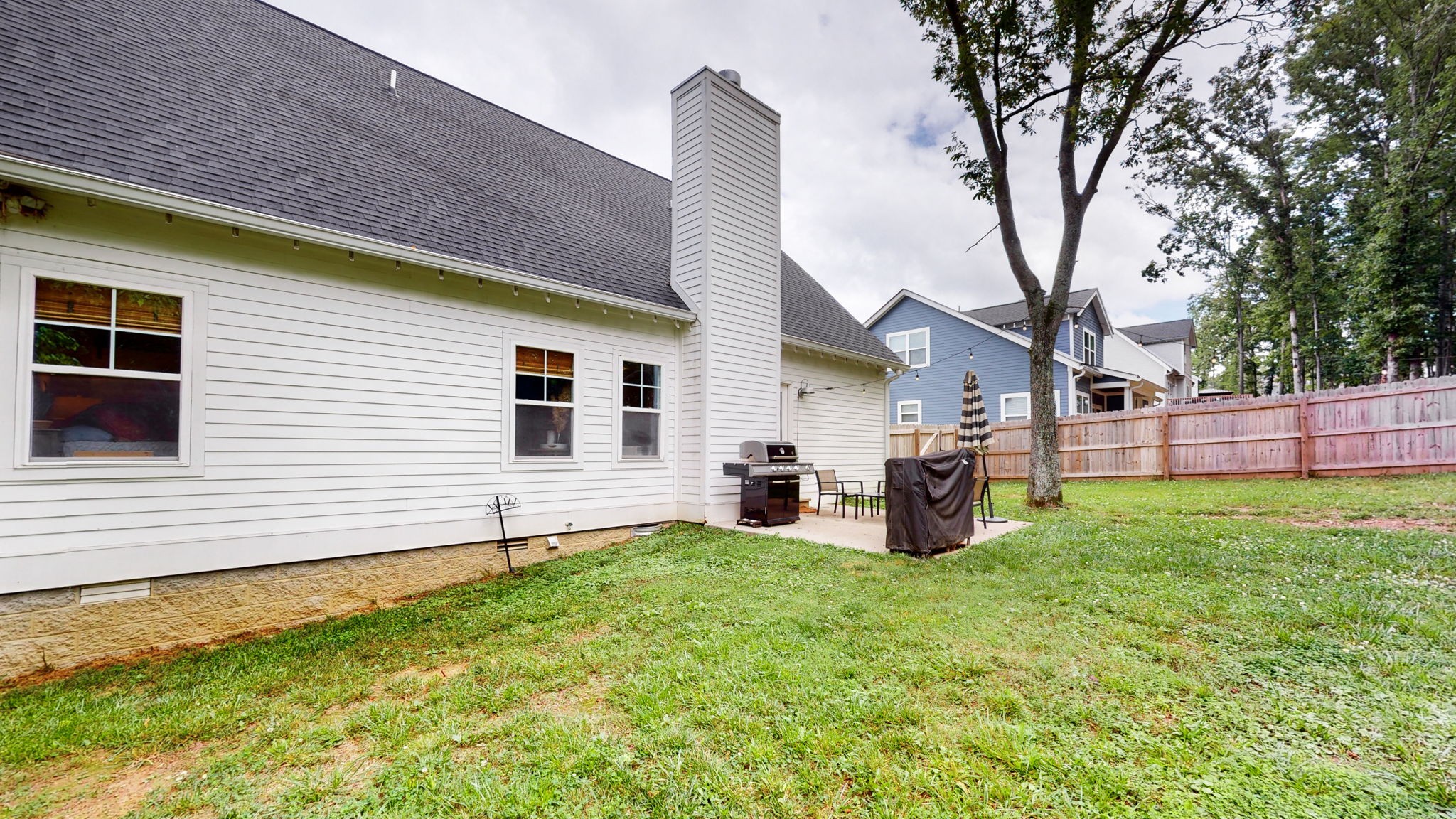 7146 Pepper Tree Cir