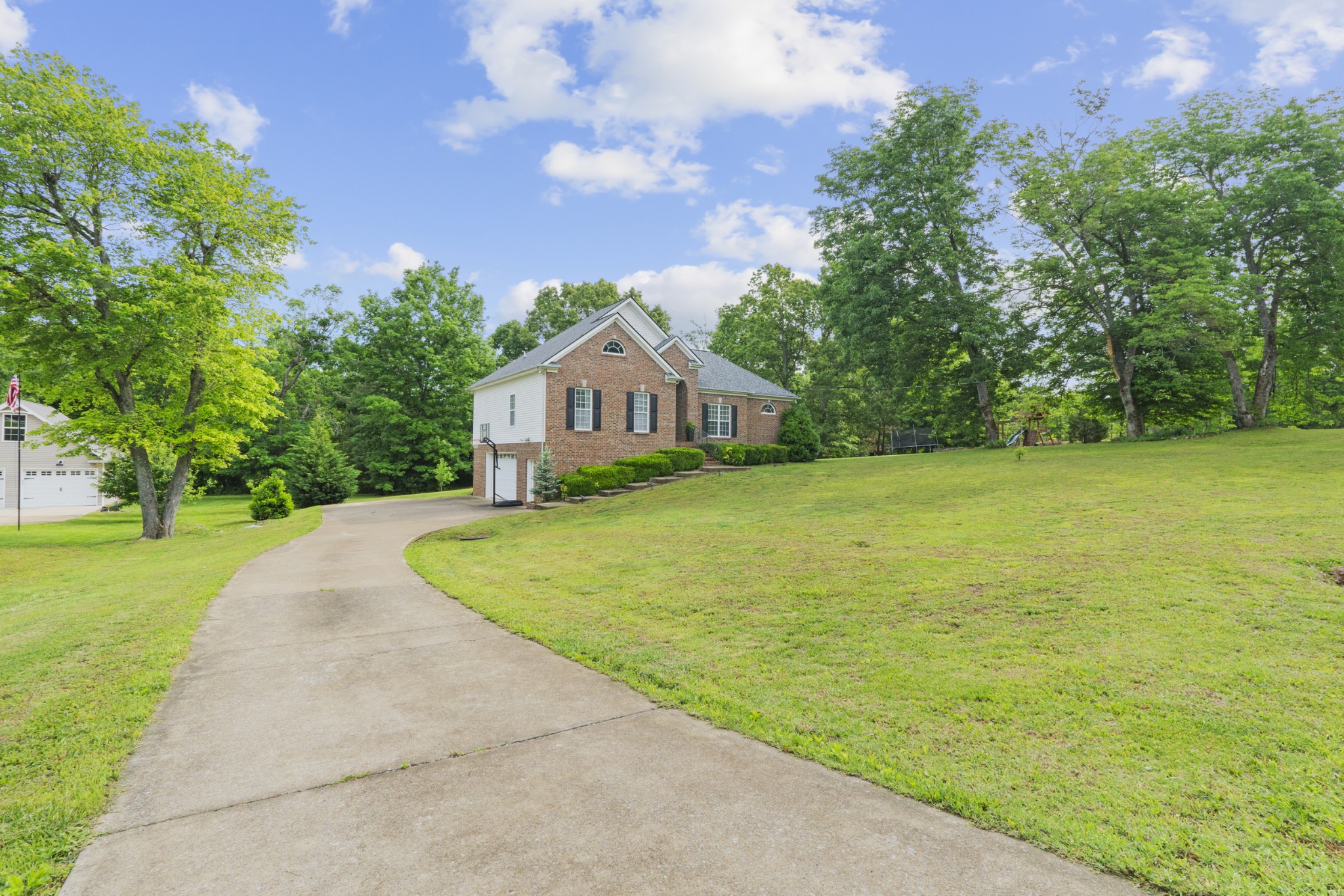 202 Contrary Rd