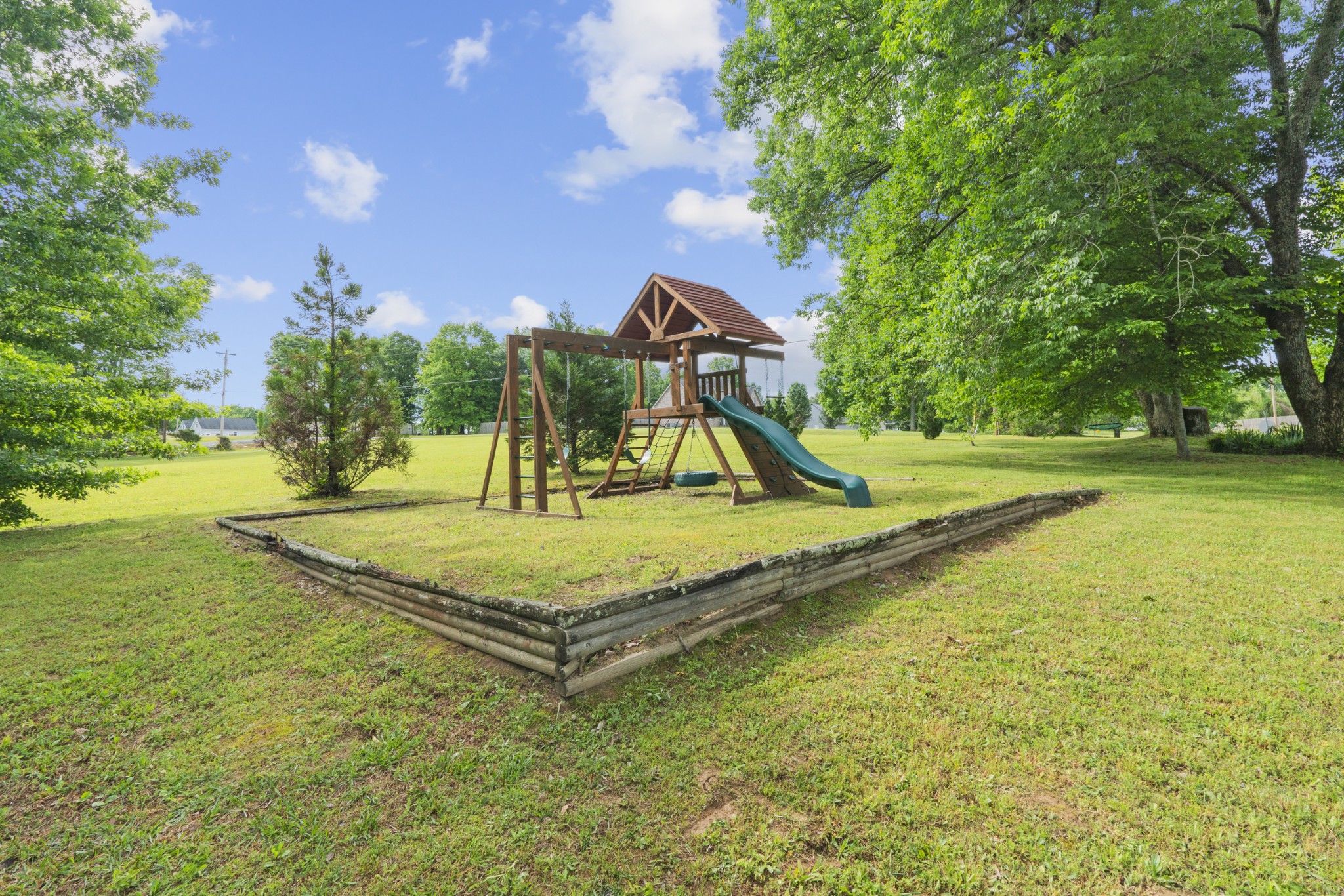 202 Contrary Rd