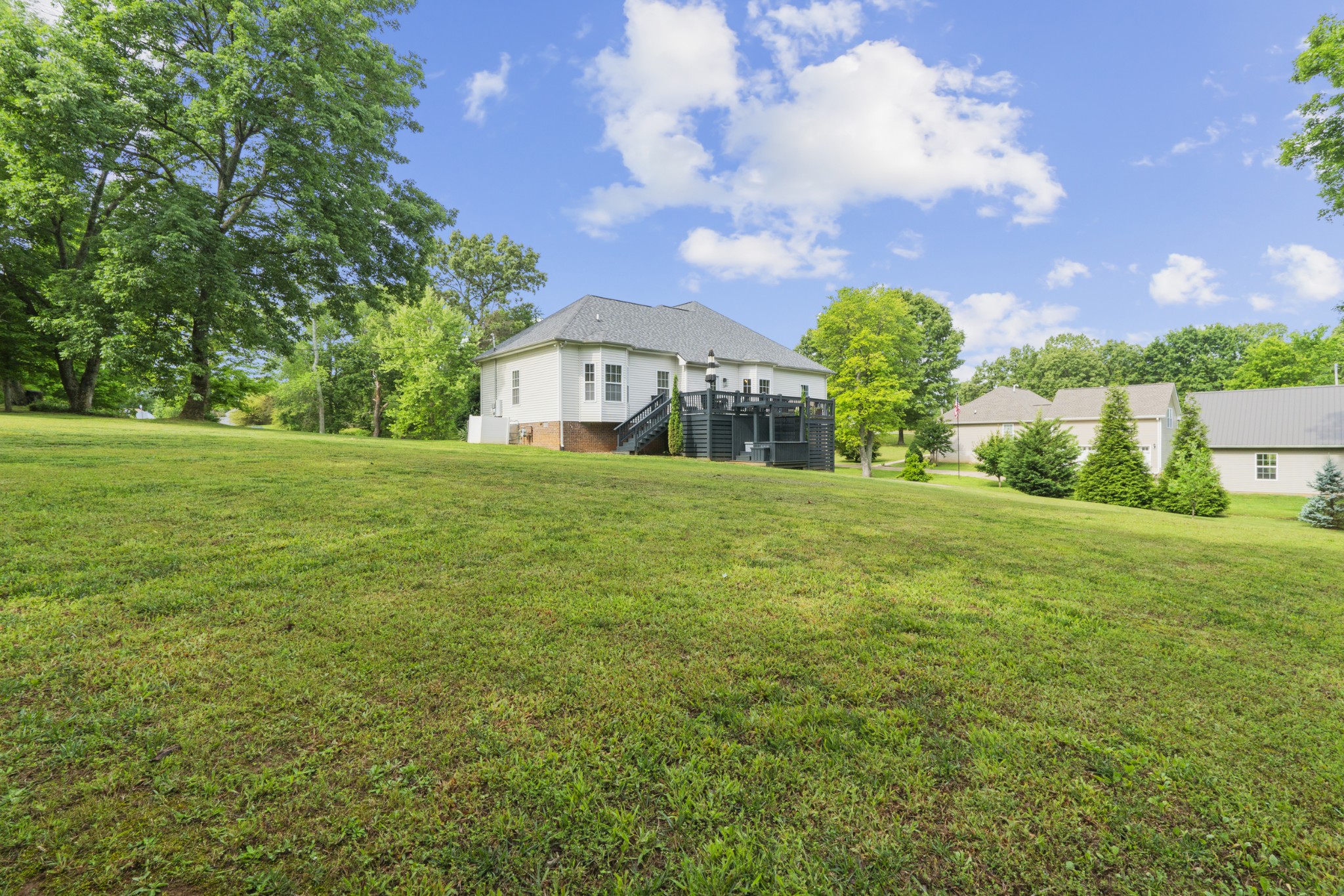 202 Contrary Rd