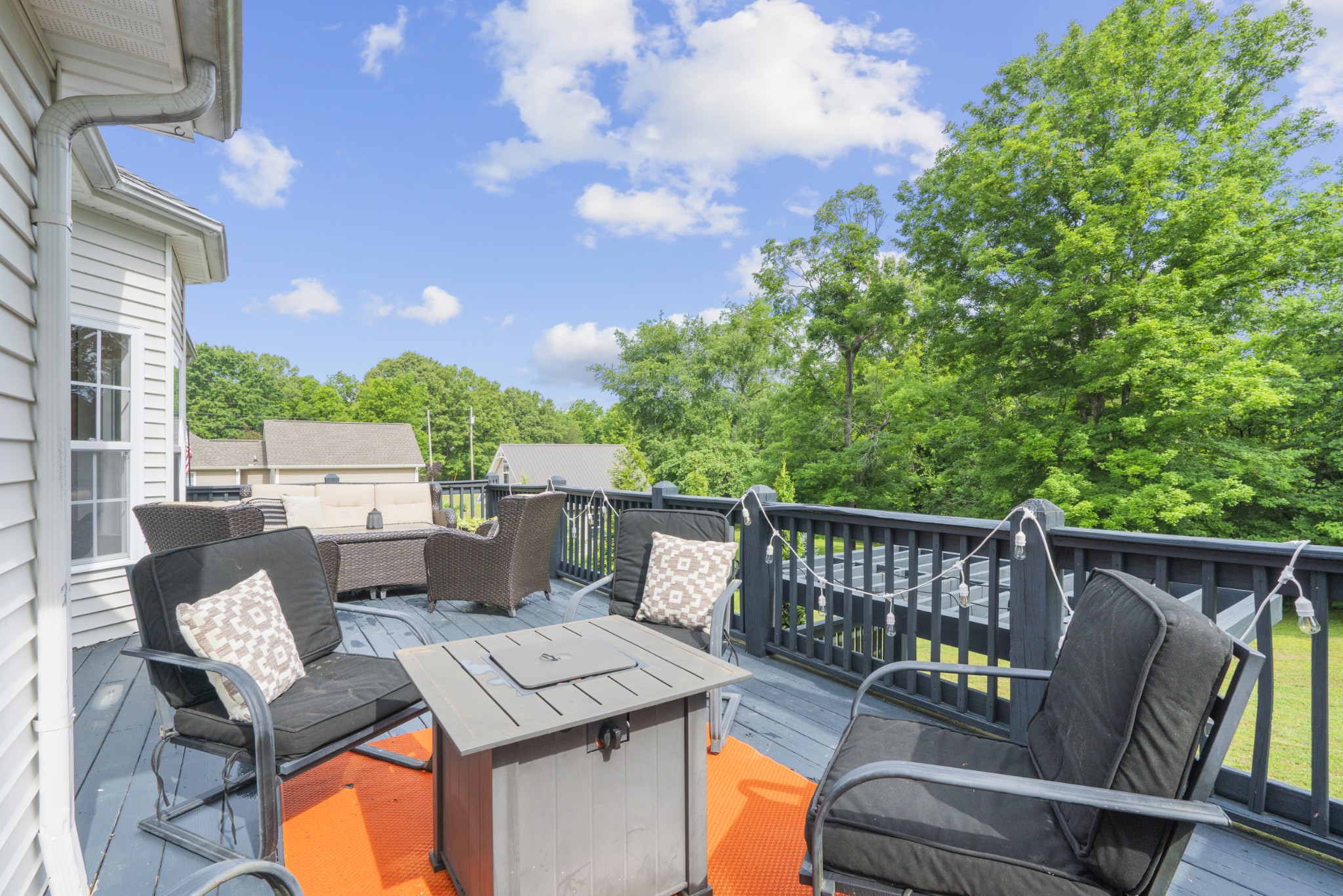 202 Contrary Rd
