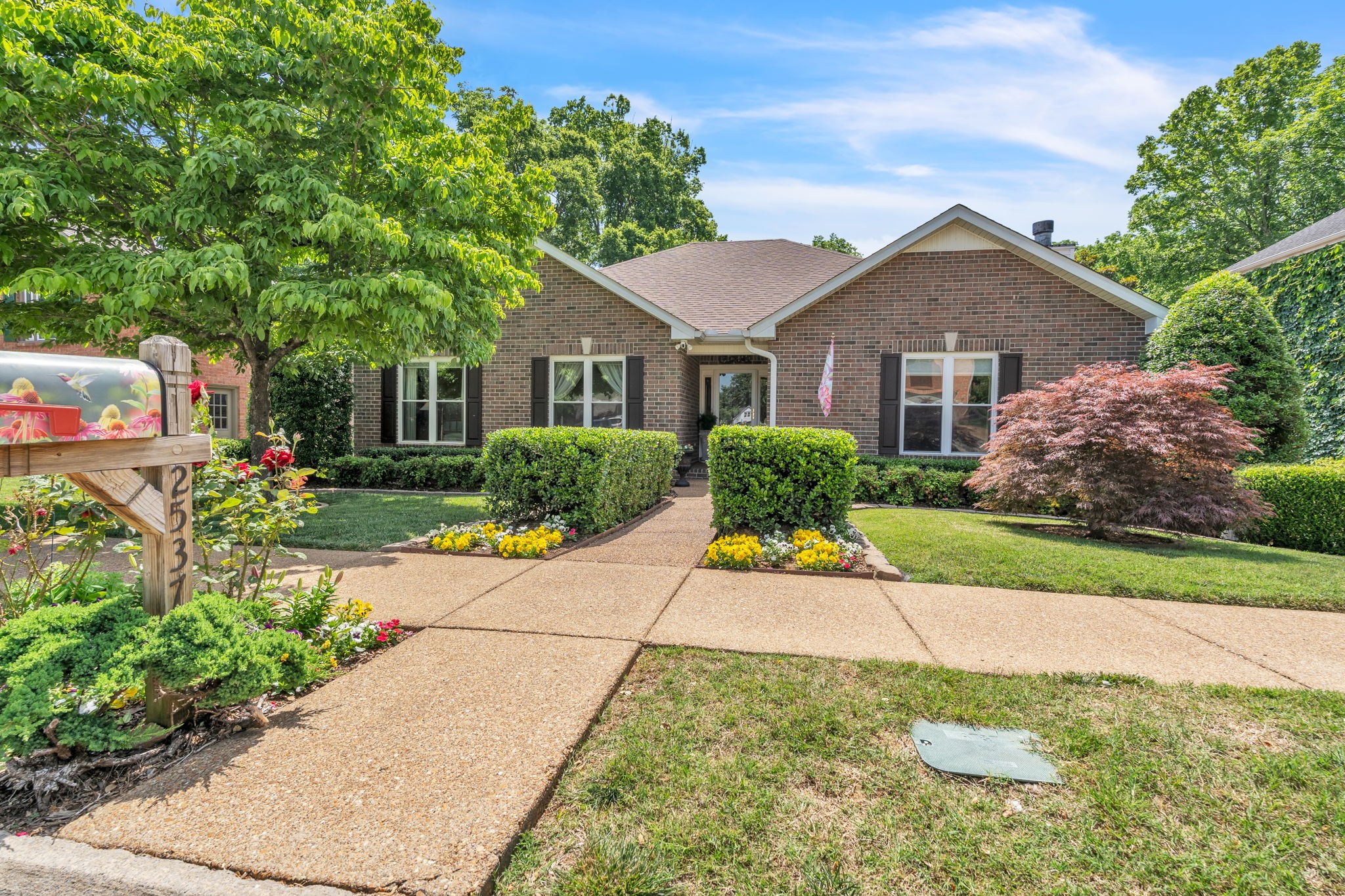 2537 Winder Dr