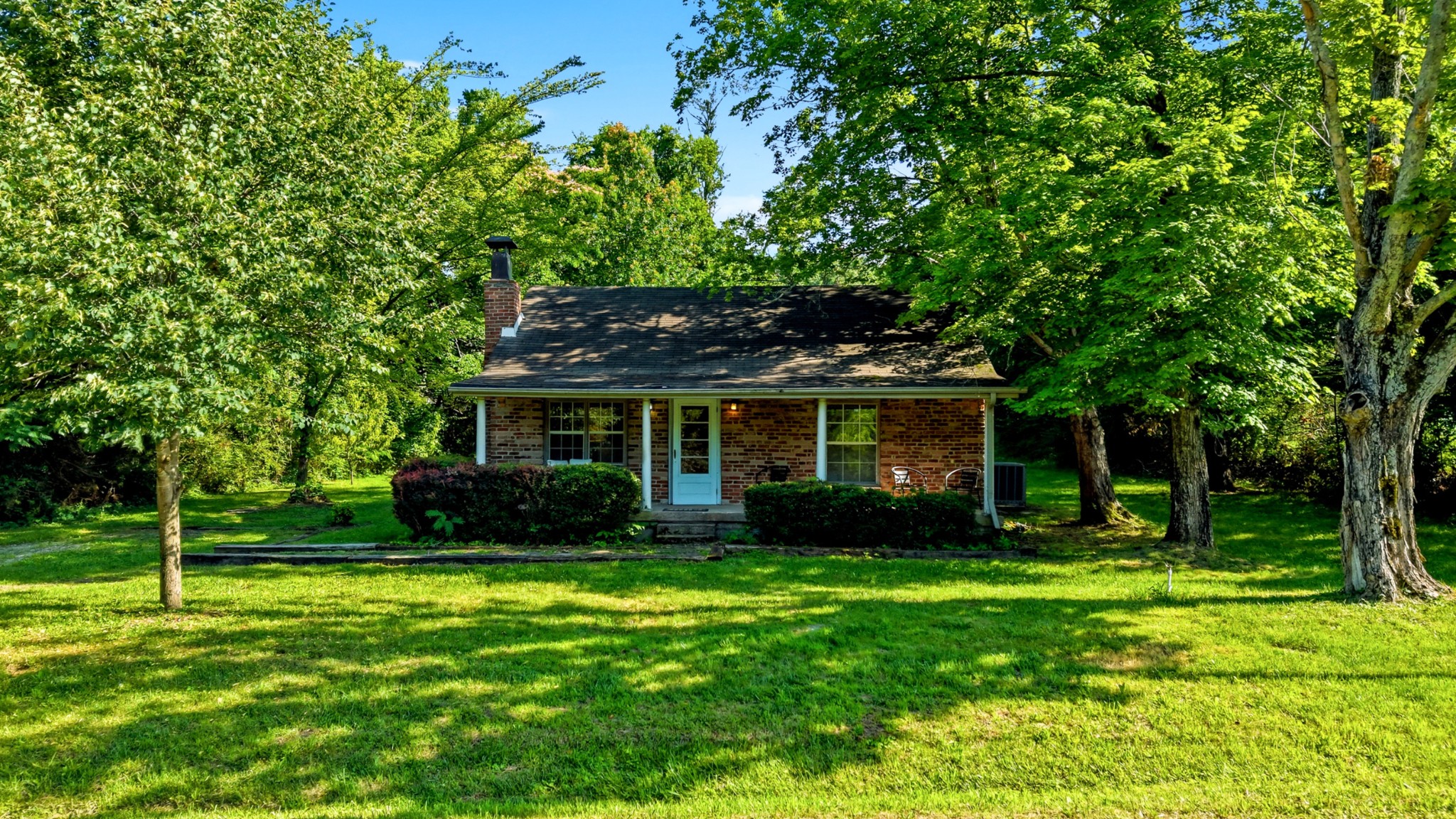 440 W Kingston Springs Rd