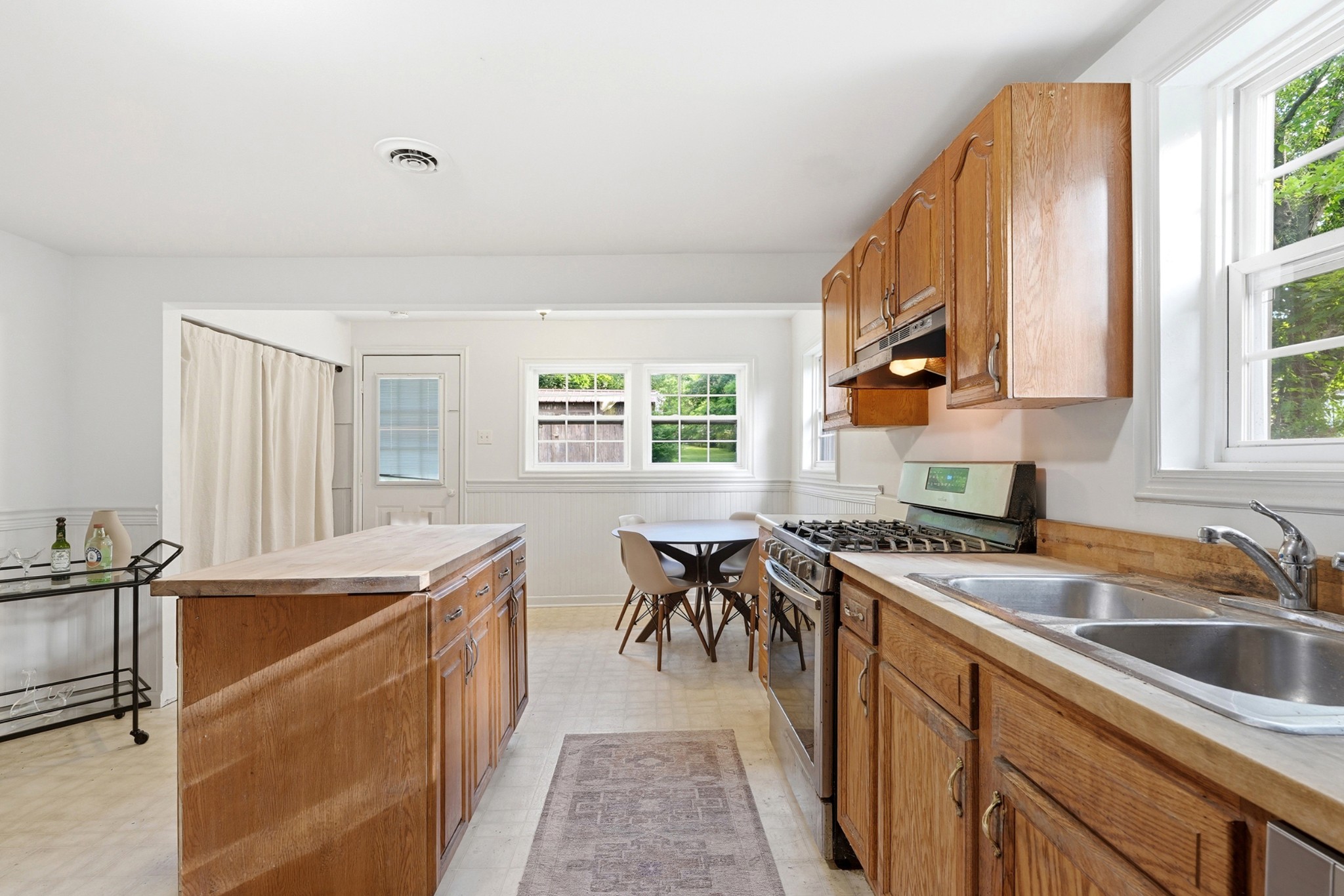 440 W Kingston Springs Rd