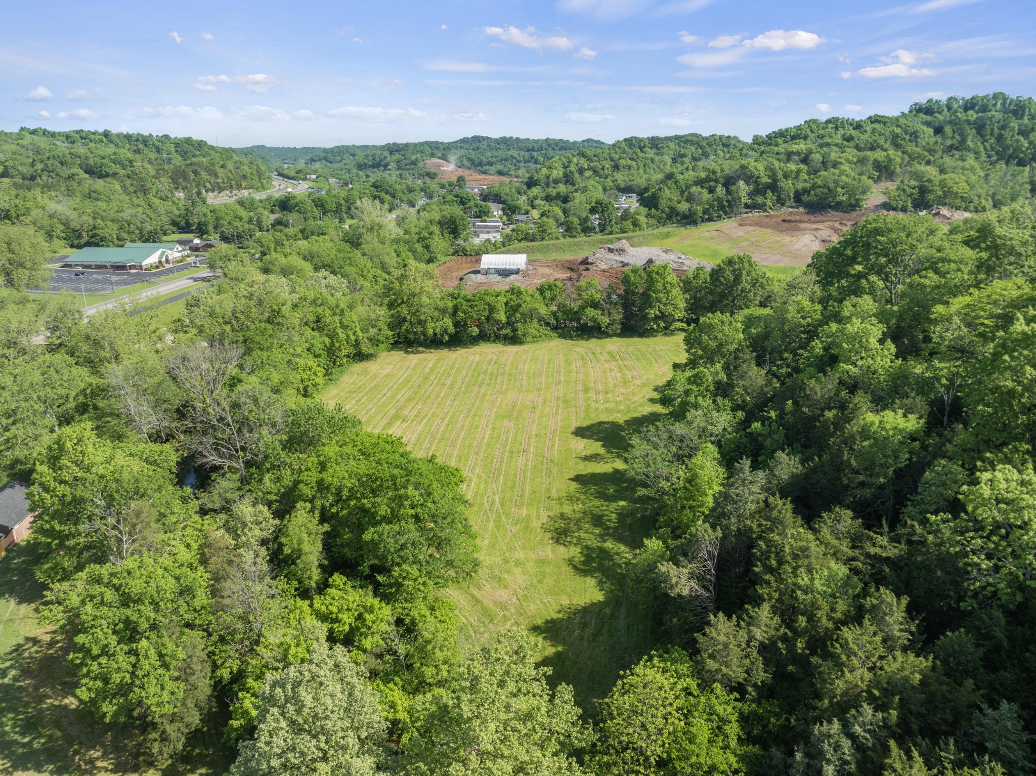 1135 Louisville Hwy