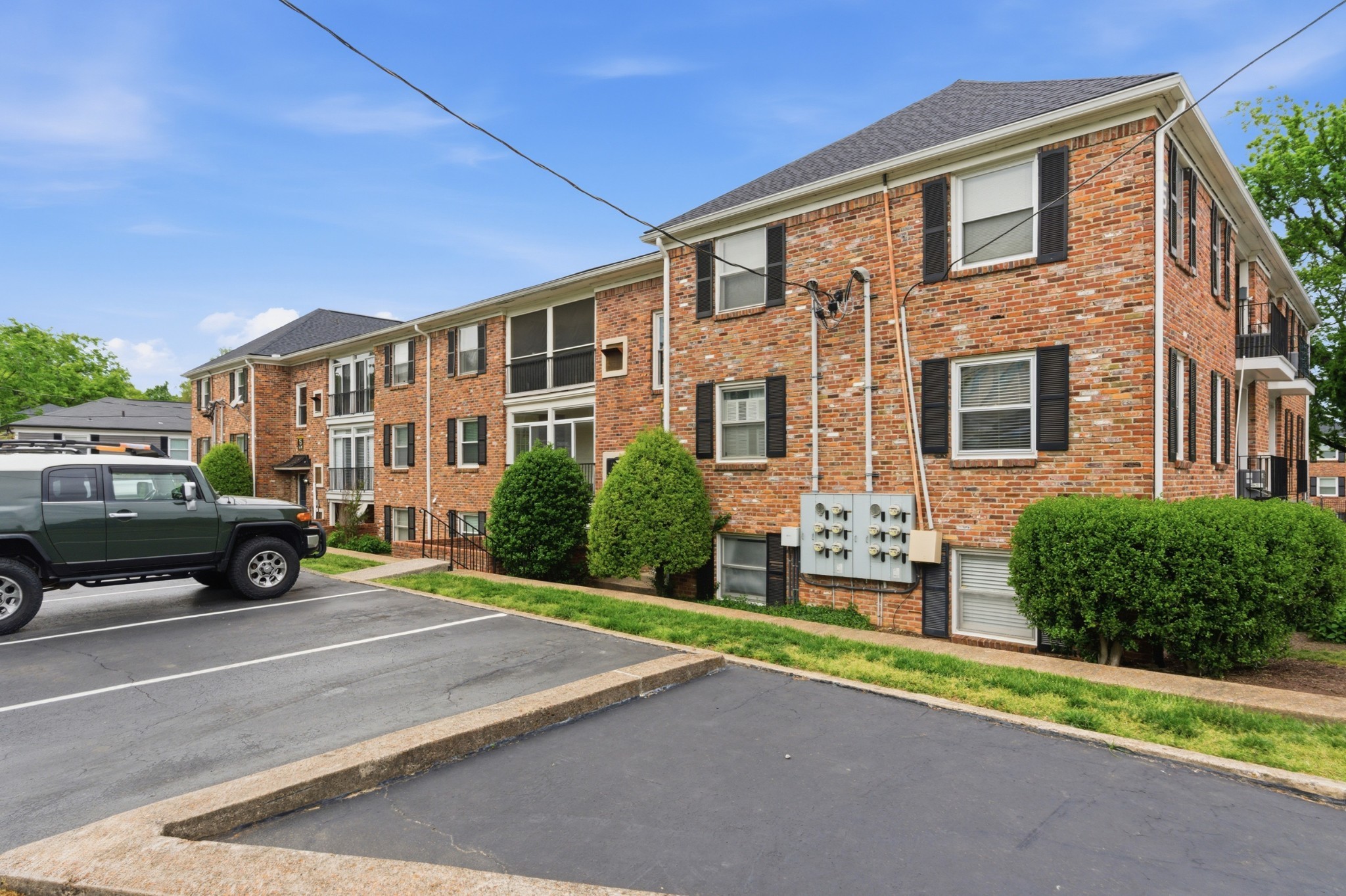 5025 Hillsboro Pike Unit: 15L