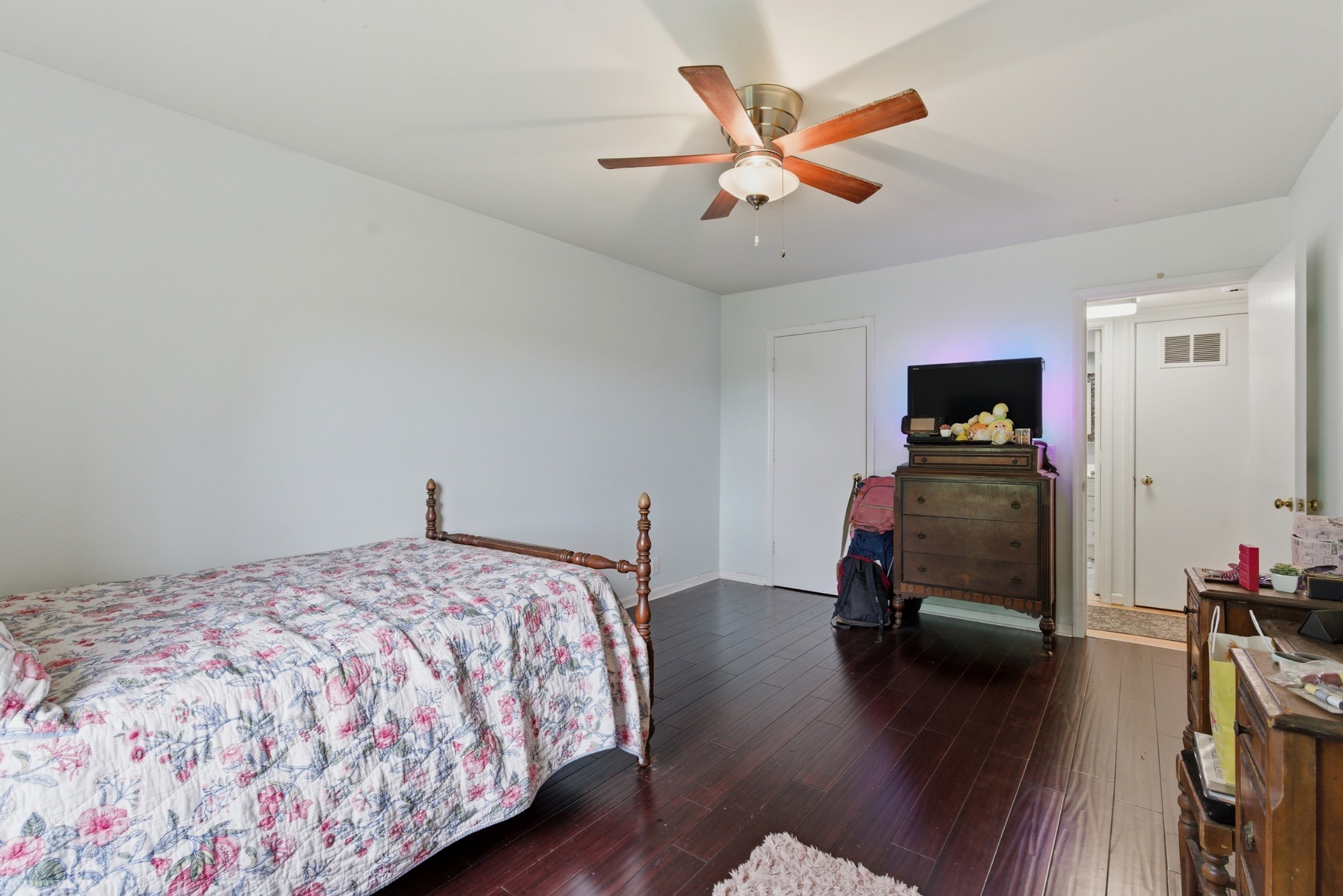 5025 Hillsboro Pike Unit: 15L