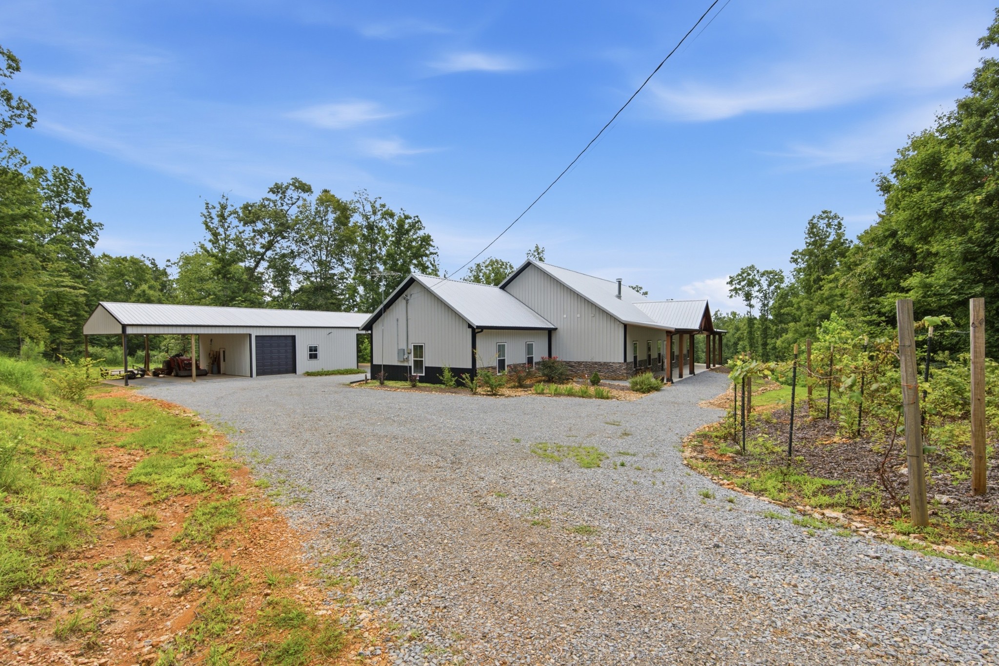 594 Highway 100