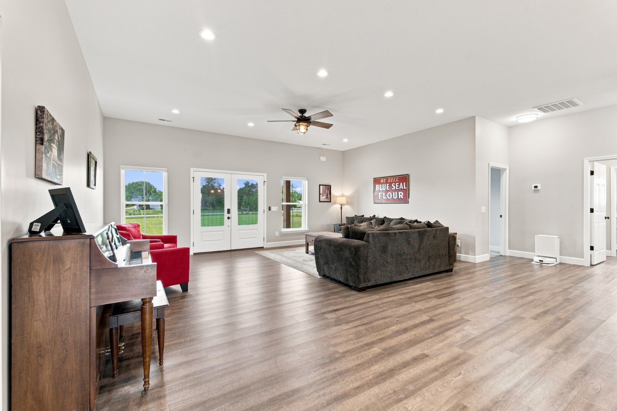2877 Beasley Rd