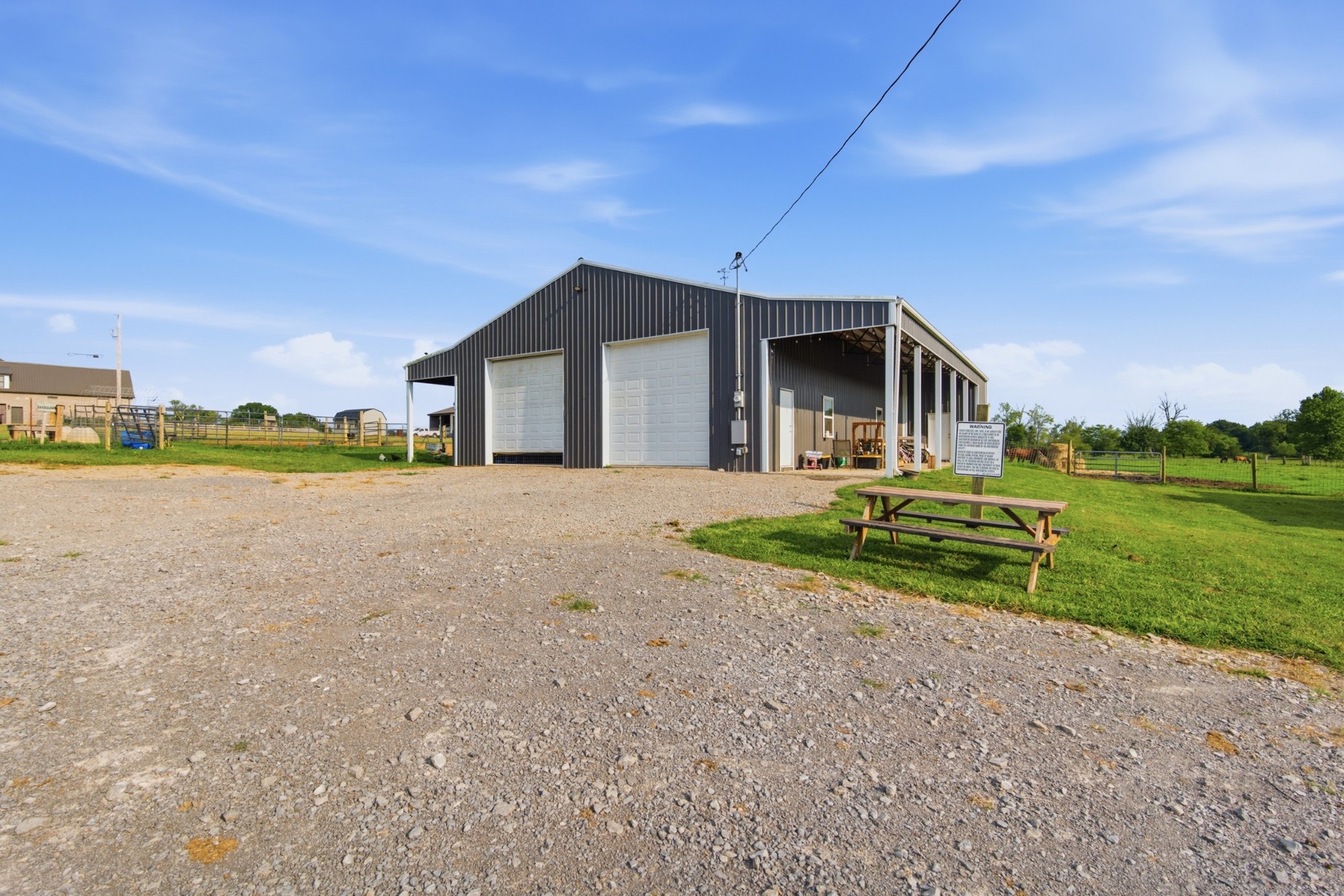 2877 Beasley Rd
