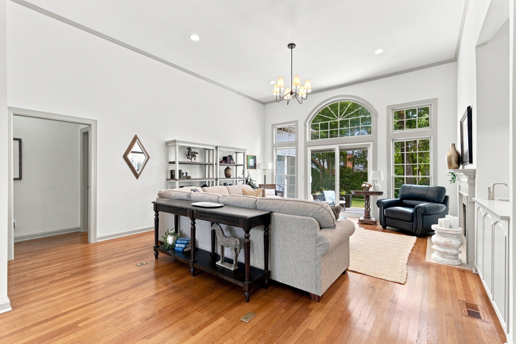 14 Lymington Ct