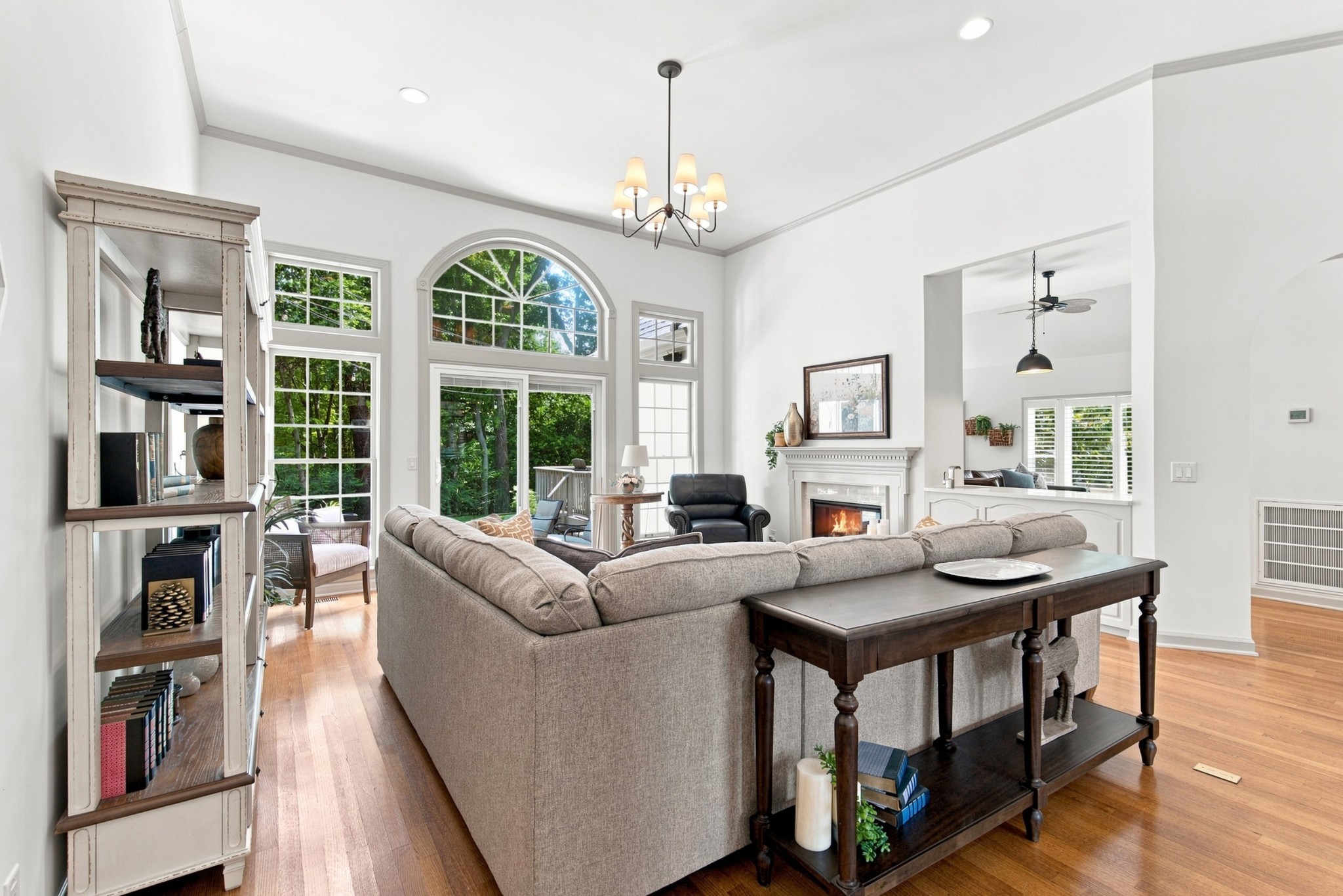 14 Lymington Ct
