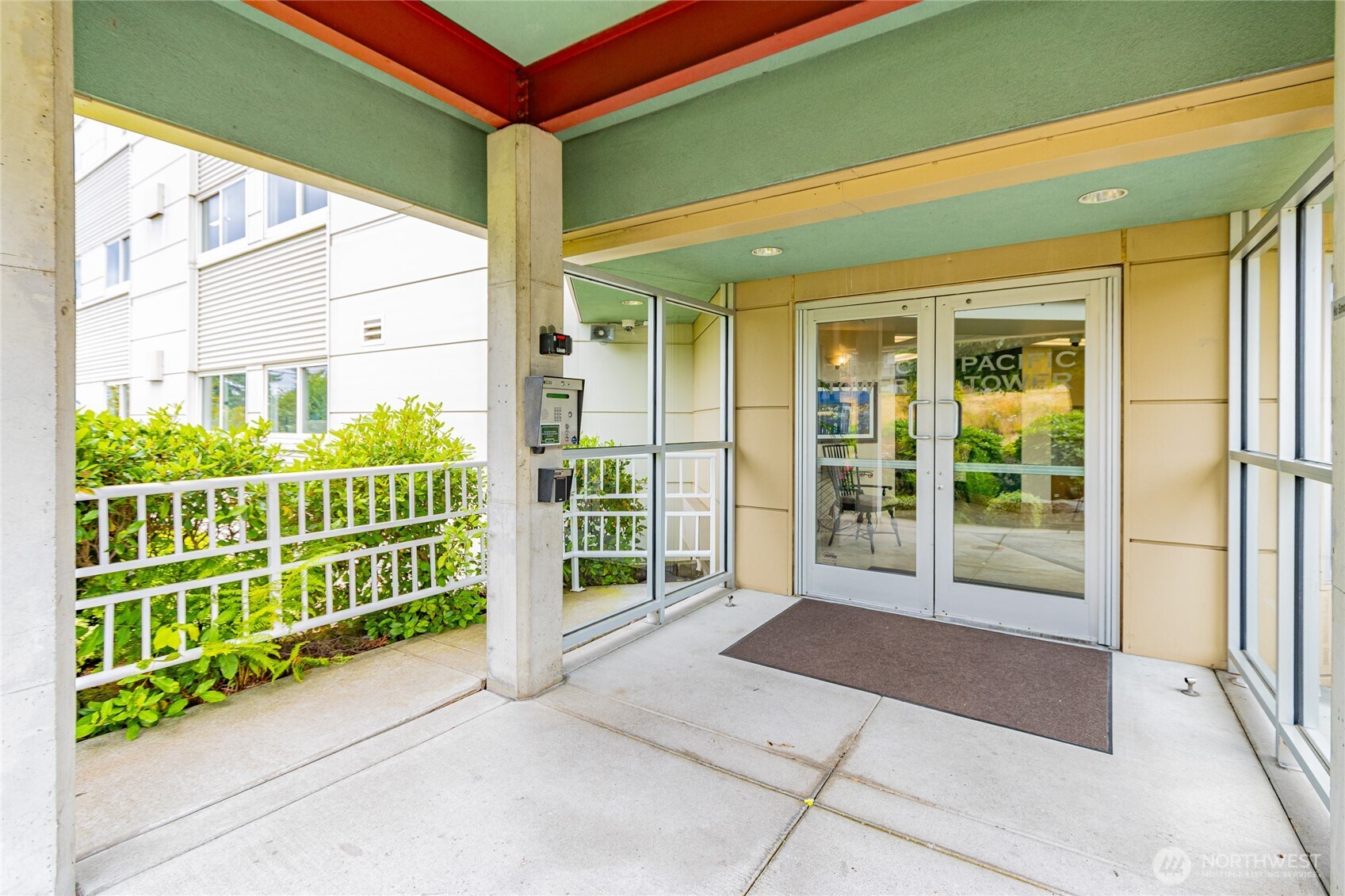 3201 Pacific Avenue Unit: 403