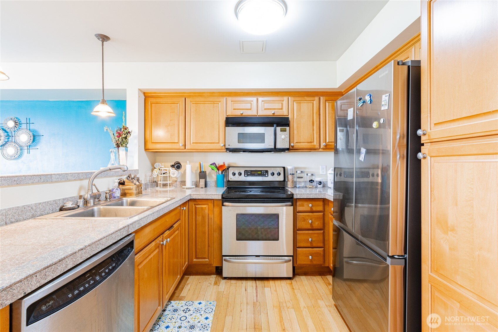 3201 Pacific Avenue Unit: 403