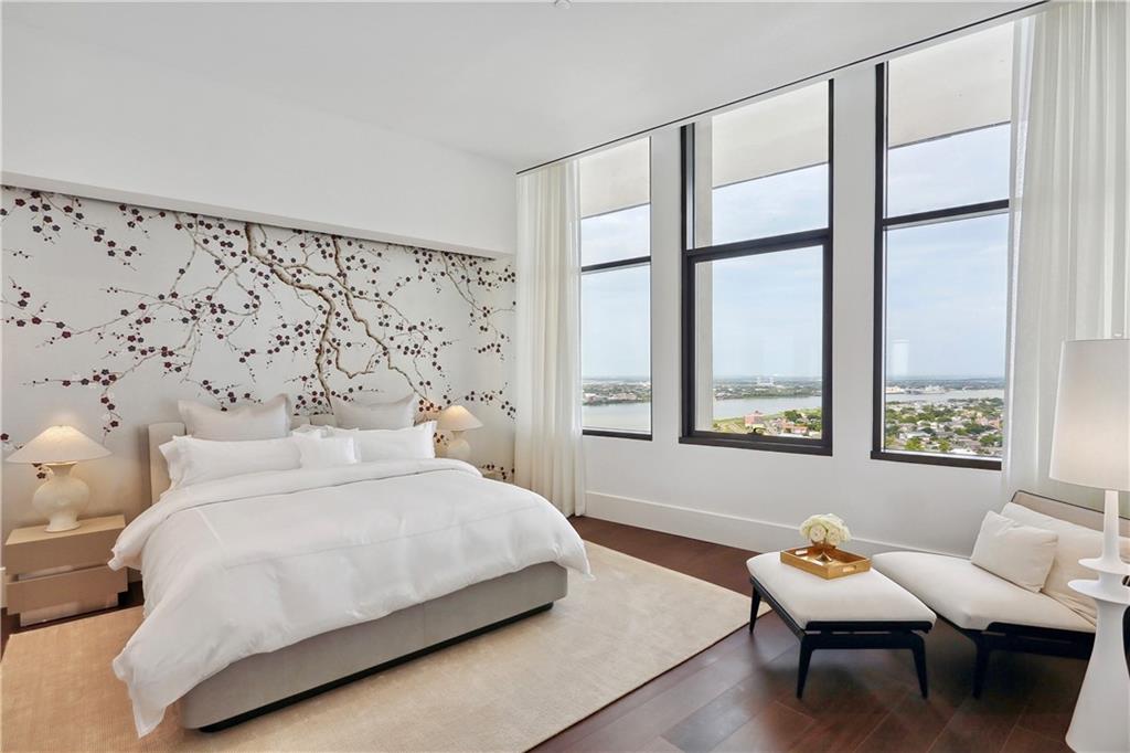 2 CANAL Street 3002