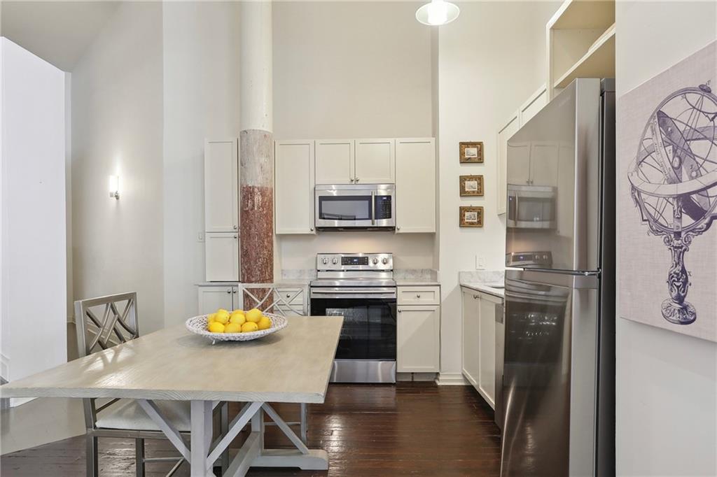 920 POEYFARRE Street 156