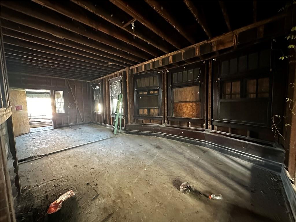 2503 GENERAL TAYLOR Street