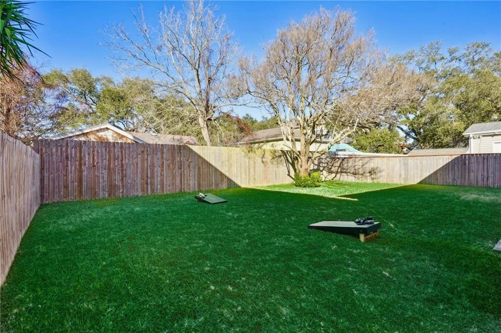 1537 PRENTISS Avenue