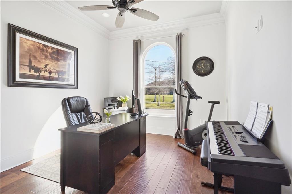 1537 PRENTISS Avenue