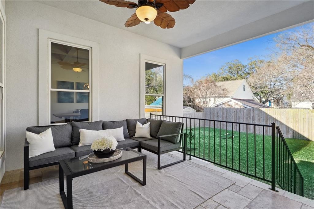 1537 PRENTISS Avenue