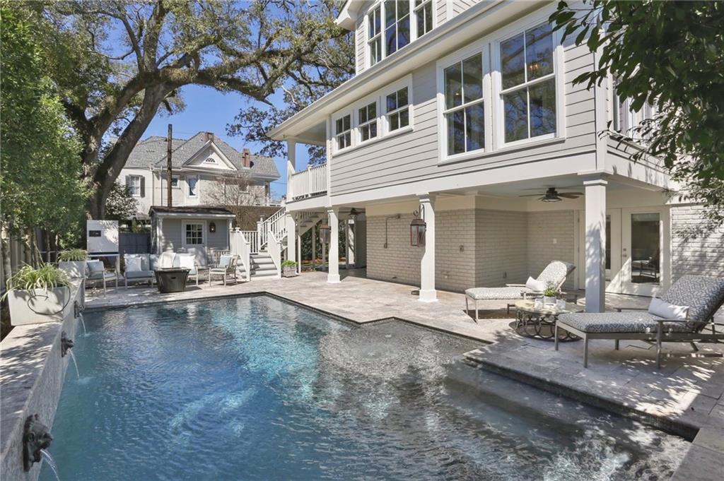 7452 ST CHARLES Avenue