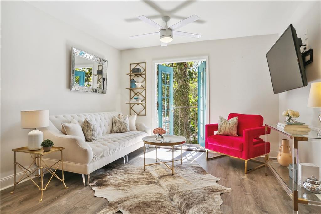 1765 COLISEUM Street 201