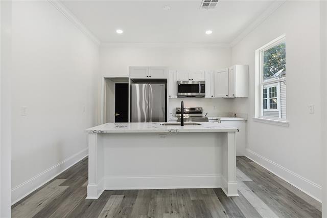 5632 CANAL Boulevard