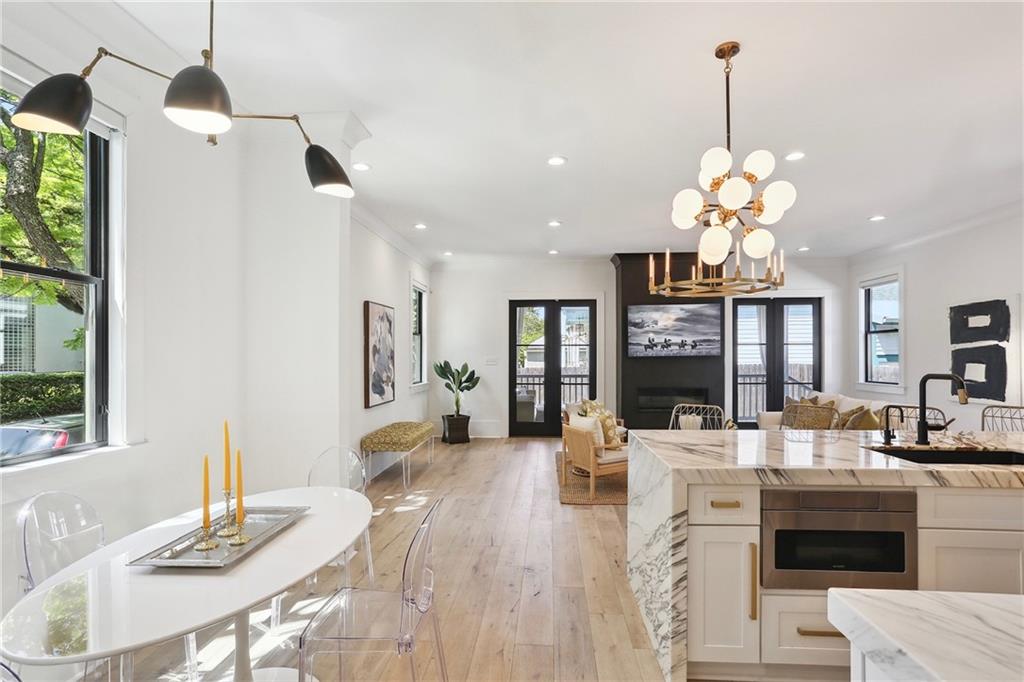 300 HENRY CLAY Avenue