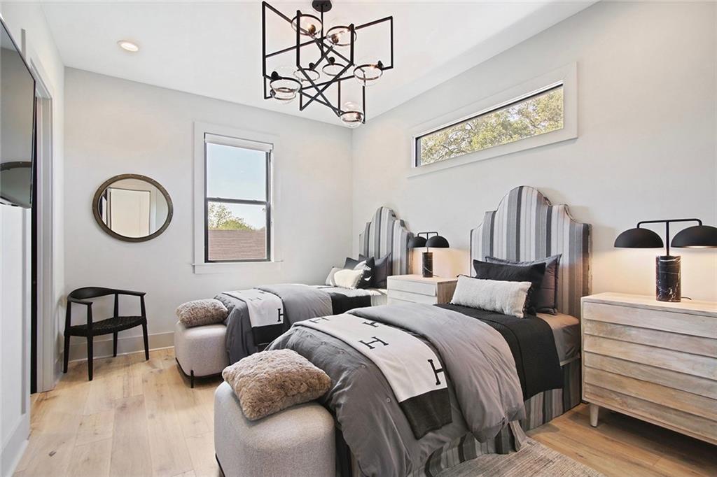 300 HENRY CLAY Avenue