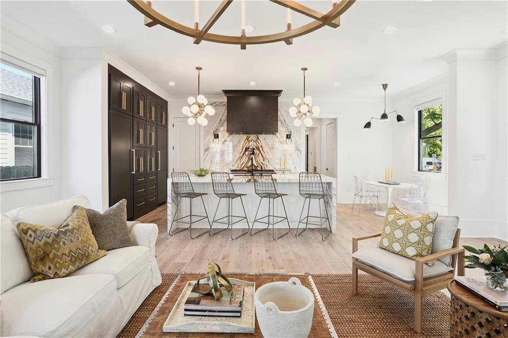 300 HENRY CLAY Avenue