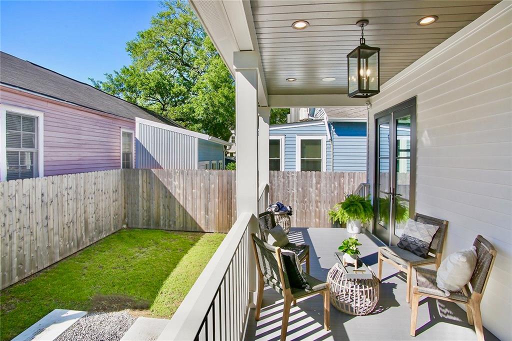 300 HENRY CLAY Avenue