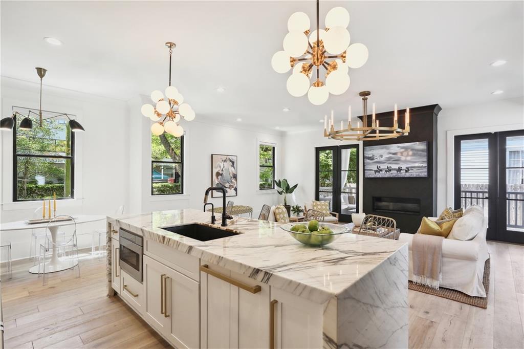 300 HENRY CLAY Avenue