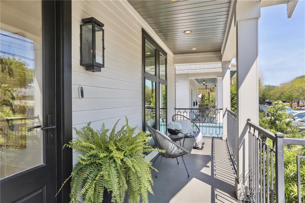 300 HENRY CLAY Avenue