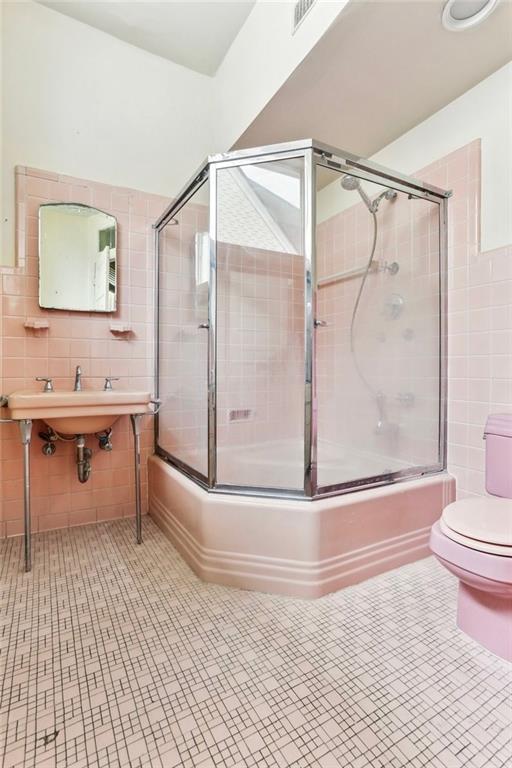 1470 ARABELLA Street