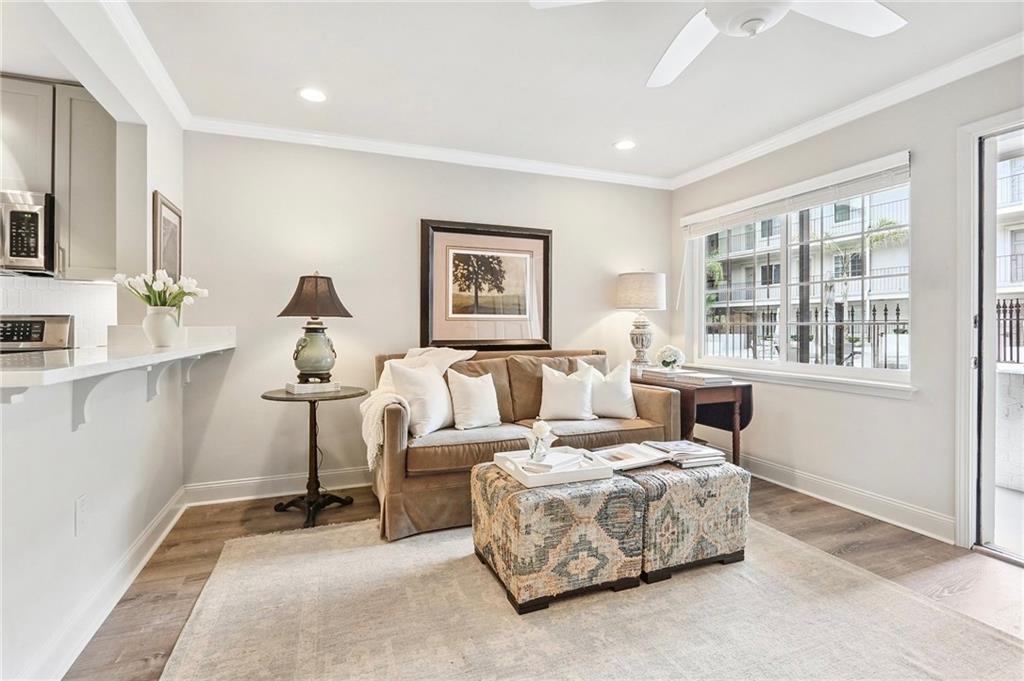 1765 COLISEUM Street 218