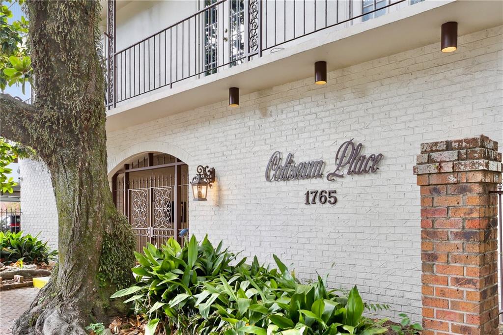 1765 COLISEUM Street 218