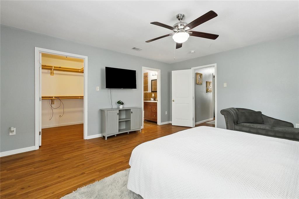 5436 N DERBIGNY Street