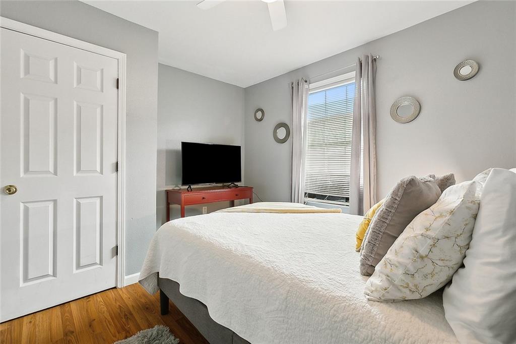 5436 N DERBIGNY Street