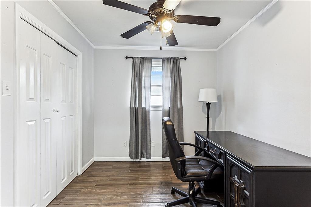 278 W ROBERT E LEE Street A