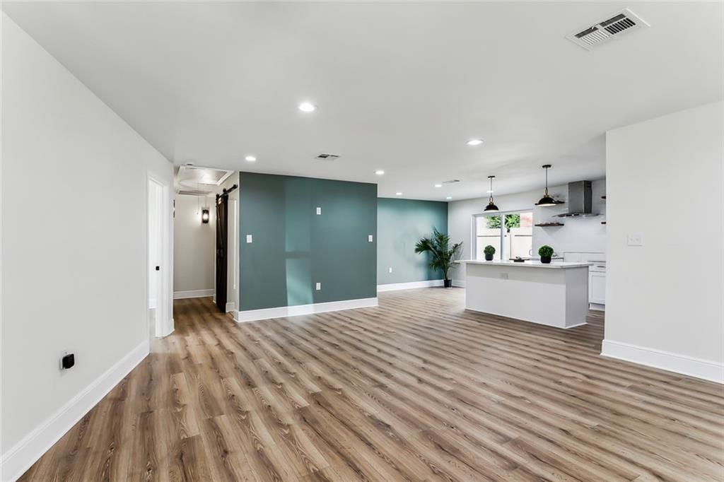 7470 BRIARHEATH Drive